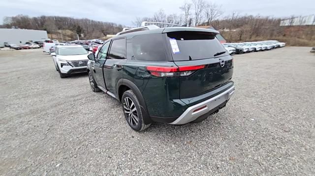 new 2025 Nissan Pathfinder car, priced at $52,259