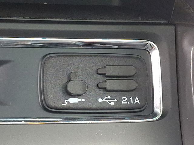 used 2022 Subaru Ascent car, priced at $30,904
