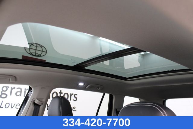 new 2025 Volkswagen Atlas car, priced at $43,693