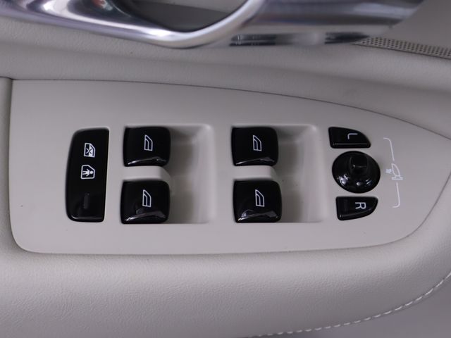 new 2025 Volvo XC90 car, priced at $63,377