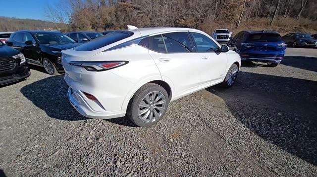 new 2025 Buick Envista car, priced at $31,885