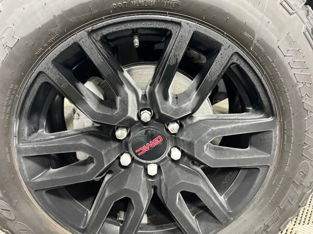 new 2025 GMC Sierra 1500 car, priced at $55,500