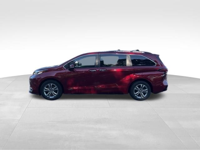 used 2021 Toyota Sienna car, priced at $43,299