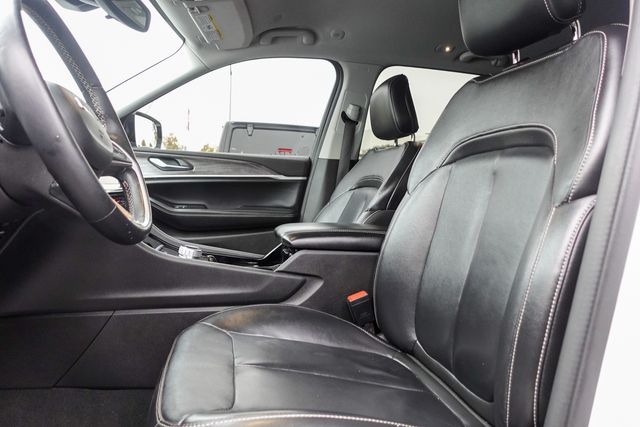 used 2022 Jeep Grand Cherokee car, priced at $24,488