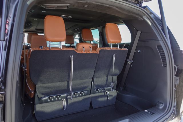 new 2025 Chrysler Pacifica Hybrid car, priced at $47,041