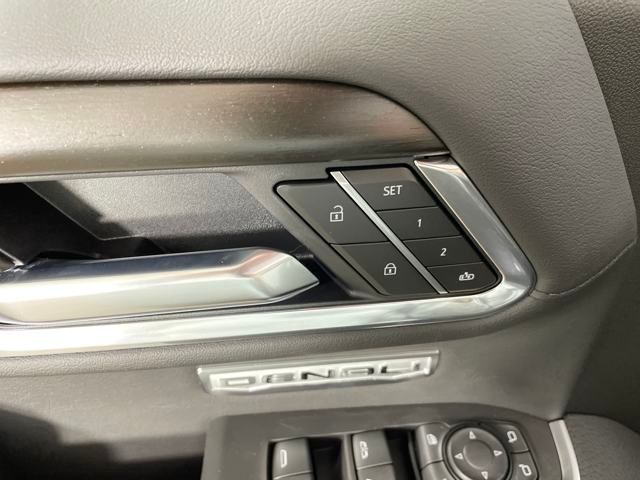 new 2025 GMC Sierra 1500 car, priced at $68,000