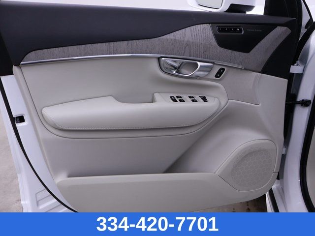 new 2025 Volvo XC90 car, priced at $62,801