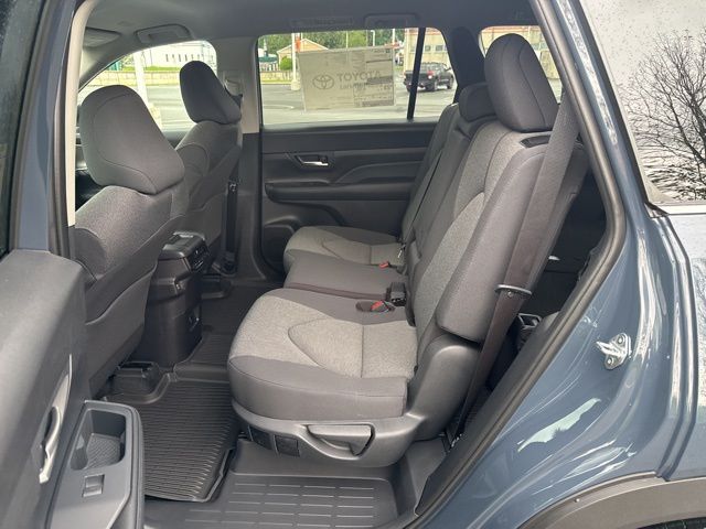 new 2025 Toyota Grand Highlander car, priced at $46,587