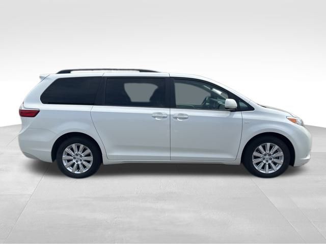 used 2016 Toyota Sienna car, priced at $21,995