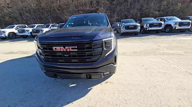 new 2025 GMC Sierra 1500 car, priced at $63,580