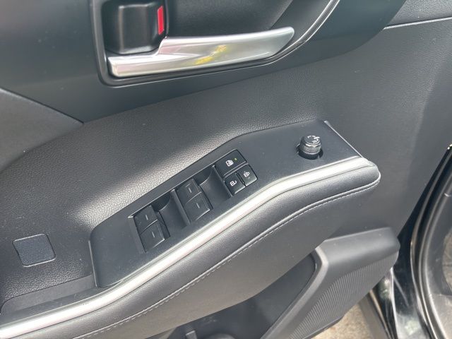 used 2023 Toyota Highlander Hybrid car, priced at $37,999