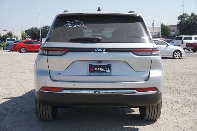 new 2023 Jeep Grand Cherokee car, priced at $41,250