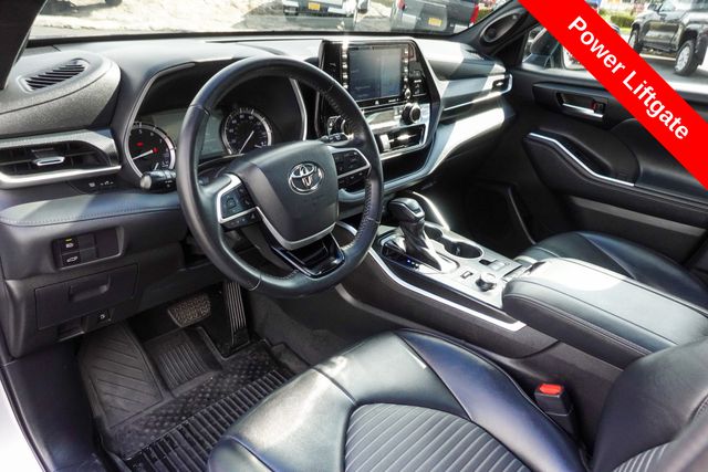 used 2022 Toyota Highlander car, priced at $37,000