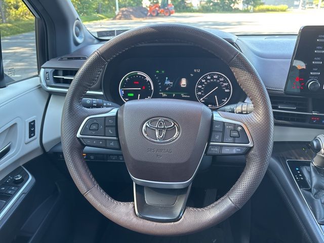 used 2021 Toyota Sienna car, priced at $43,299