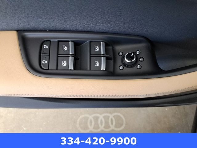new 2025 Audi Q7 car, priced at $68,732