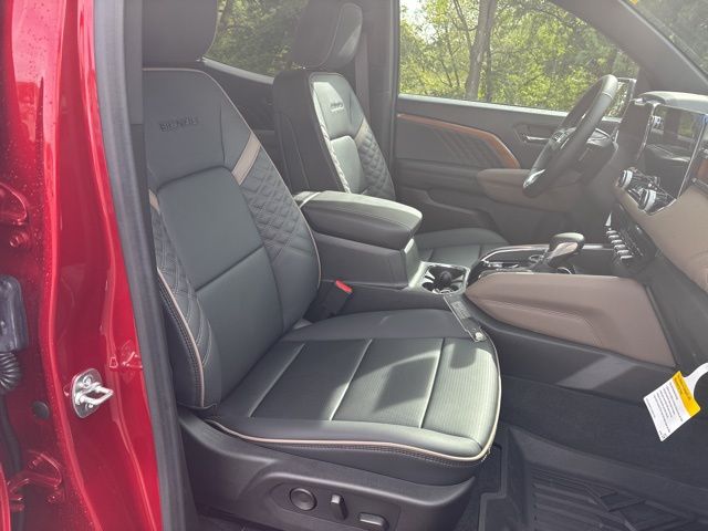 used 2024 GMC Canyon car, priced at $48,299