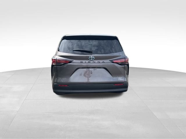 used 2022 Toyota Sienna car, priced at $38,595