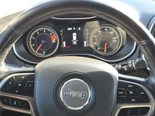 used 2021 Jeep Cherokee car, priced at $21,977