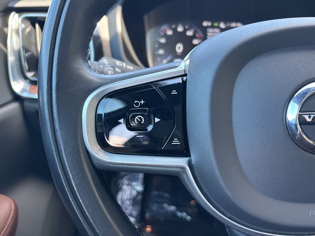 used 2021 Volvo V60 Cross Country car, priced at $27,499