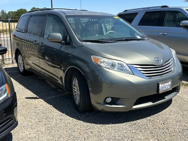 used 2012 Toyota Sienna car, priced at $17,255