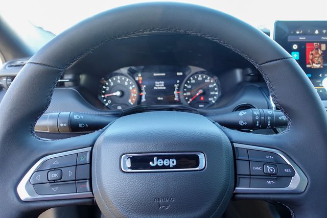 new 2025 Jeep Compass car, priced at $28,458