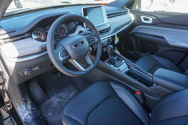 new 2025 Jeep Compass car, priced at $26,860