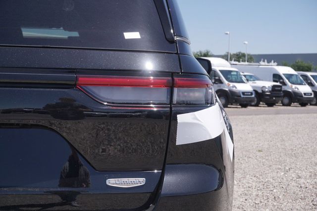 new 2023 Jeep Grand Cherokee car, priced at $61,870