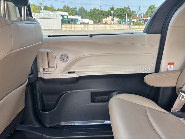 used 2022 Toyota Sienna car, priced at $43,999