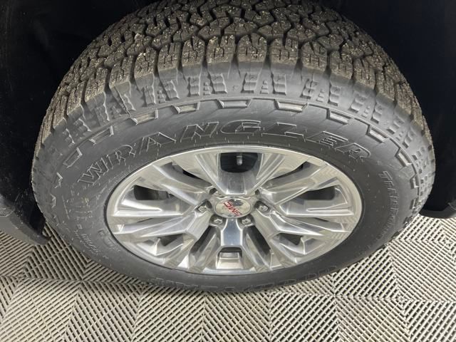 new 2025 GMC Sierra 1500 car, priced at $71,000