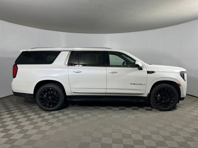 used 2023 GMC Yukon XL car, priced at $57,000