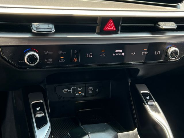 used 2024 Kia Sorento car, priced at $24,699