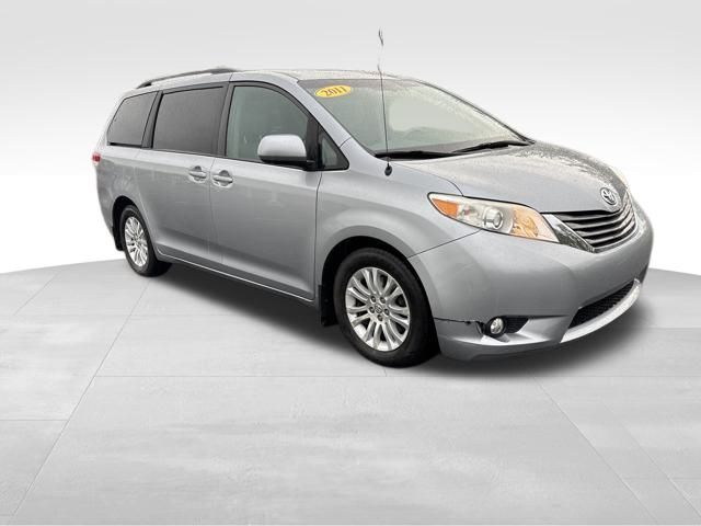 used 2012 Toyota Sienna car, priced at $9,289