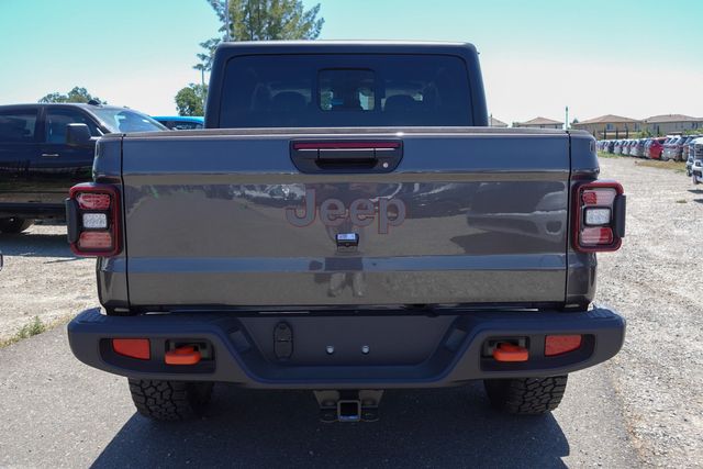 new 2025 Jeep Gladiator car, priced at $49,696