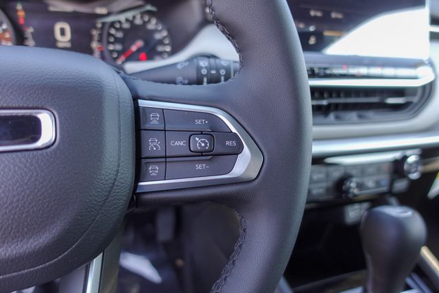 new 2025 Jeep Compass car, priced at $30,435