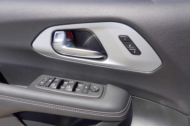 new 2025 Chrysler Pacifica car, priced at $53,494