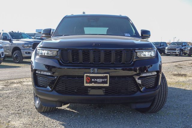 new 2025 Jeep Grand Cherokee car, priced at $44,520