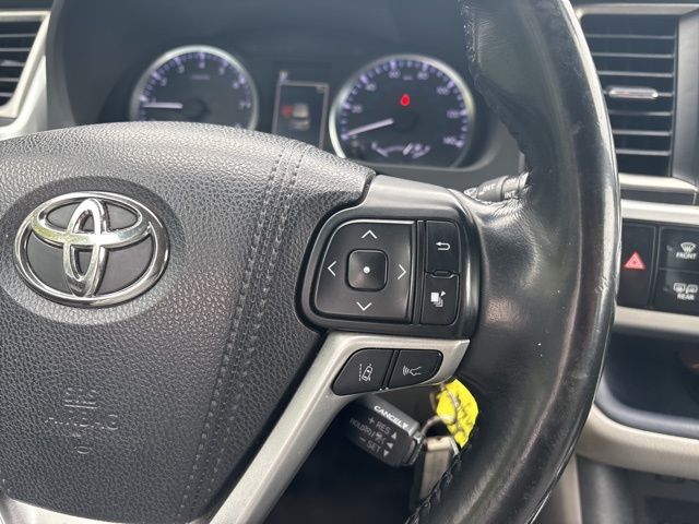 used 2017 Toyota Highlander car, priced at $17,799
