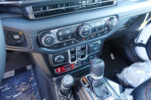 new 2025 Jeep Gladiator car, priced at $57,320