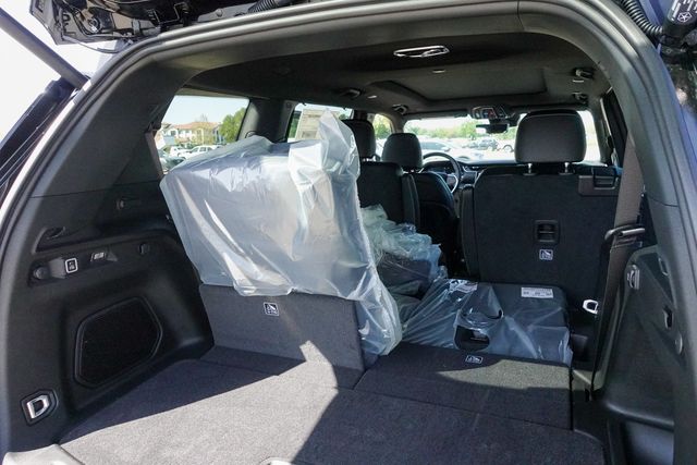 new 2025 Jeep Grand Cherokee L car, priced at $50,530