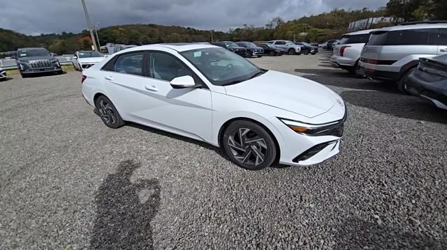 new 2025 Hyundai Elantra car, priced at $27,997