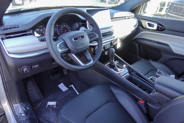 new 2025 Jeep Compass car, priced at $31,935