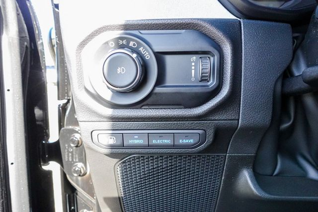 new 2025 Jeep Wrangler car, priced at $55,069