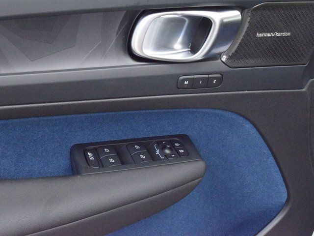 used 2023 Volvo C40 Recharge Pure Electric car, priced at $39,997