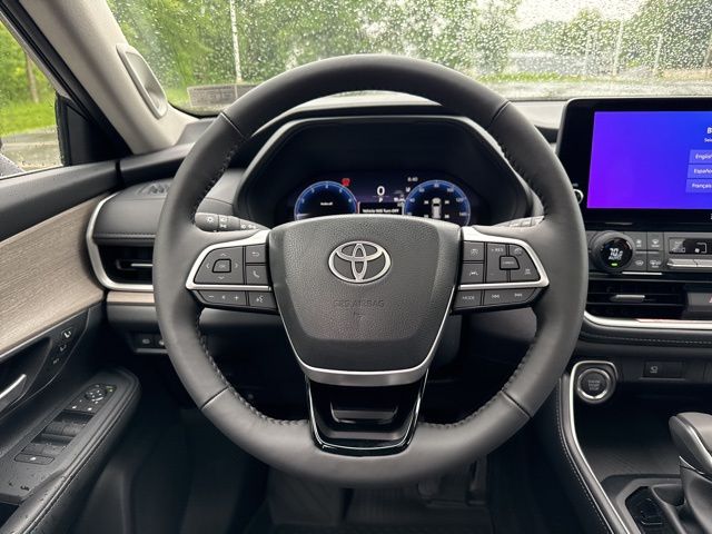 new 2025 Toyota Grand Highlander car, priced at $55,672