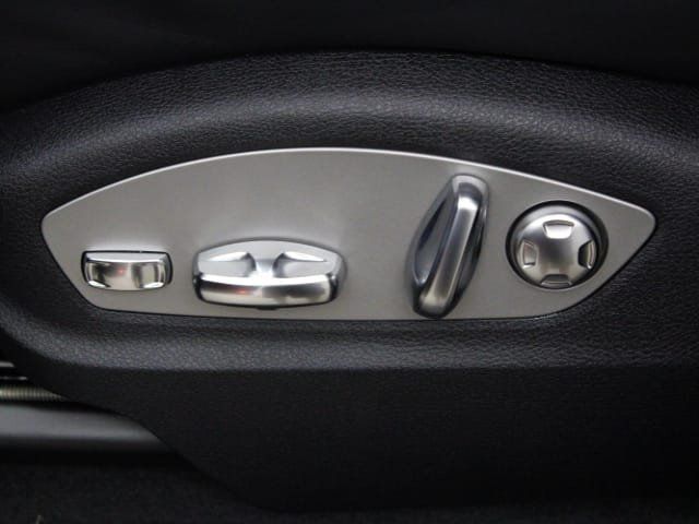 used 2024 Porsche Macan car, priced at $62,497