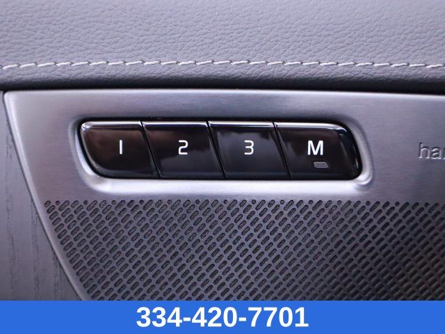 new 2025 Volvo XC90 car, priced at $64,953