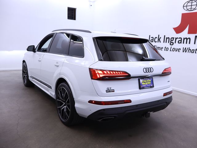 new 2025 Audi Q7 car, priced at $73,540