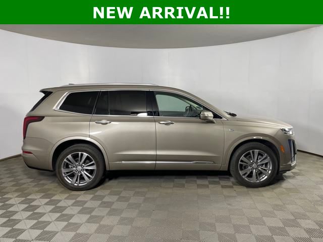 used 2023 Cadillac XT6 car, priced at $39,000