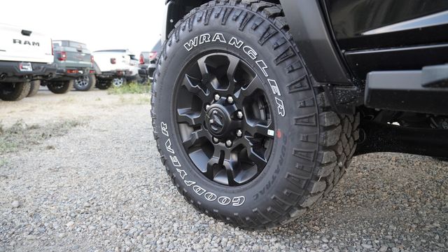 new 2025 Ram 2500 car, priced at $84,520