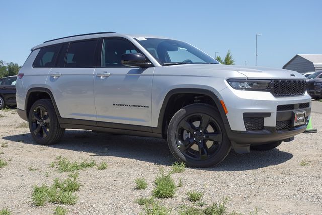 new 2025 Jeep Grand Cherokee L car, priced at $43,712